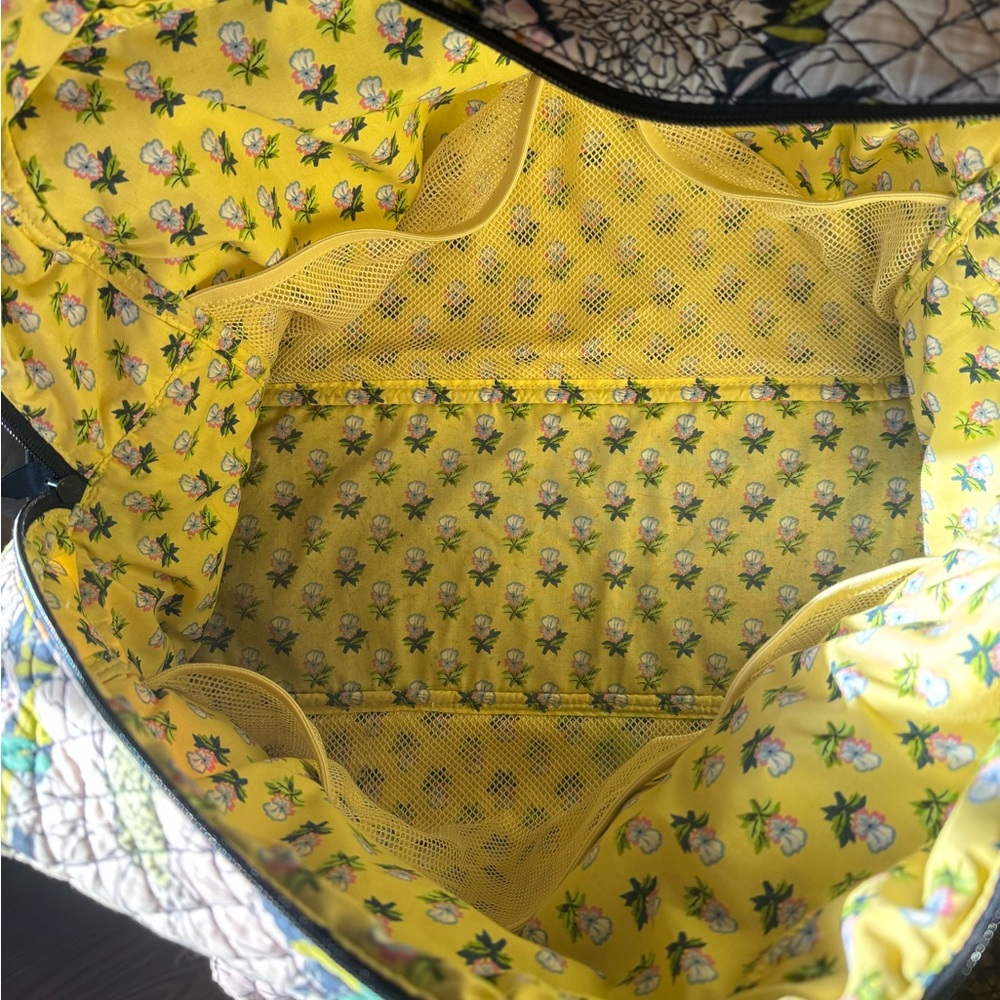 Vera Bradley Large Miramar Weekender Bag - Picture 4 of 7